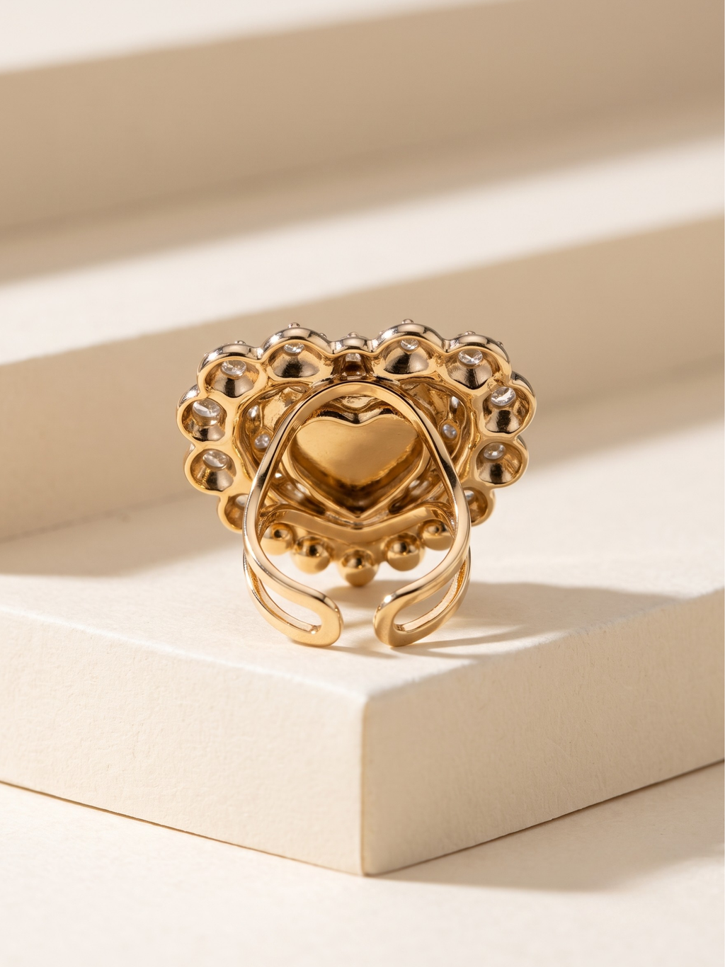 The Amour Ring