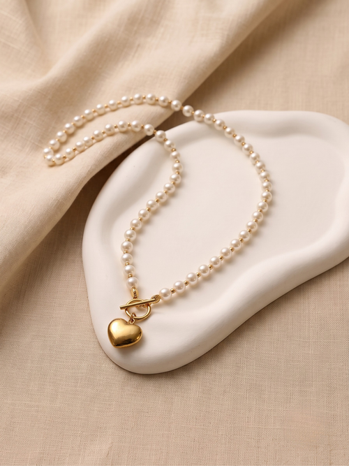 Eterna Heart necklace